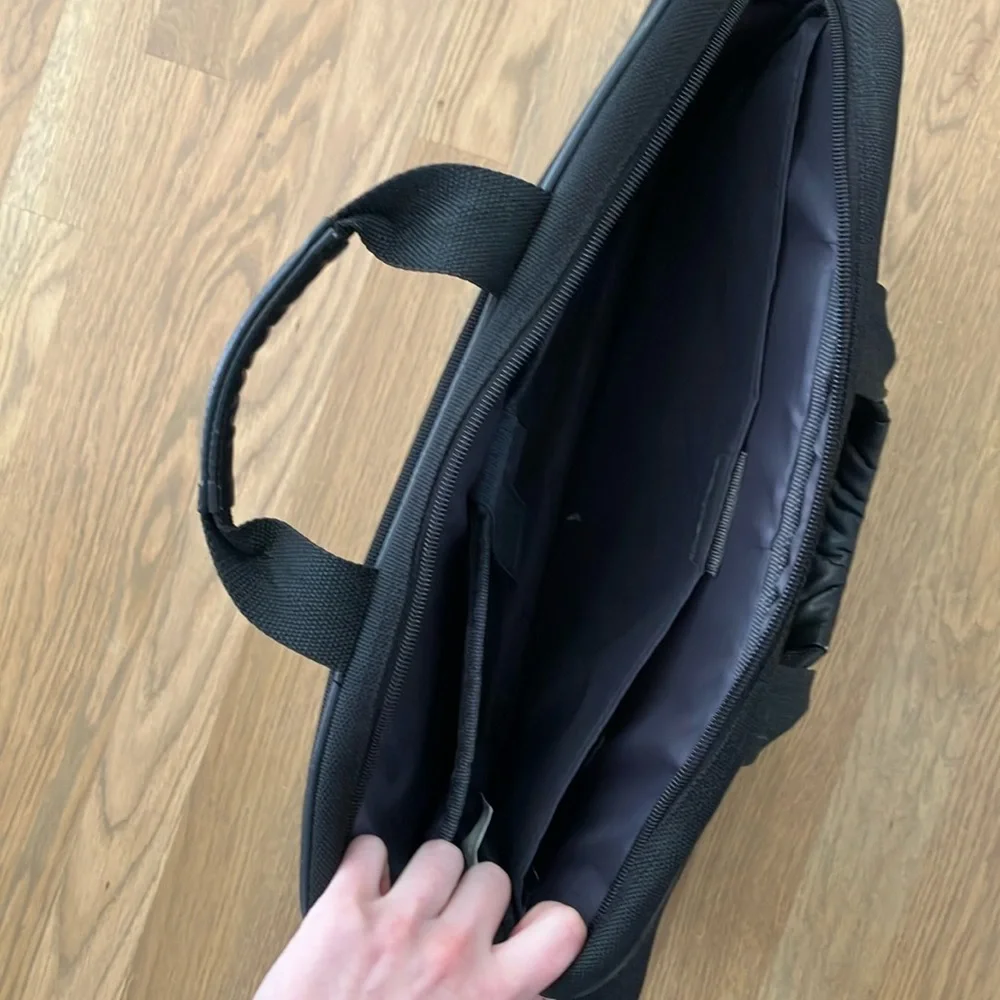 Samsonite Men’s Black Laptop Carry Case Soft Shell Technology Bag